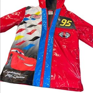 Disney Store Kids Rain Coat Size 5/6 Cars Red Blue Lightning‎ McQueen